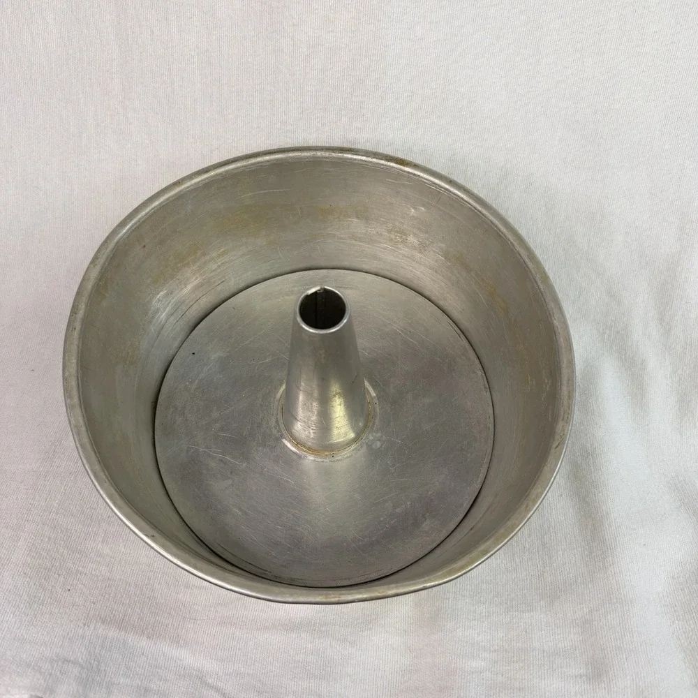 Vintage Aluminum Baking Pan 10